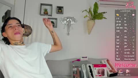 Amber  online show from 12-20-25, 02:57