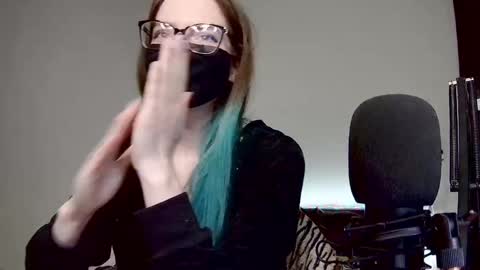 Snapshot of amber_candyfloss chatting on 02-05-25, 02:29 Amber non-nude model online show from 02-05-25, 02:29