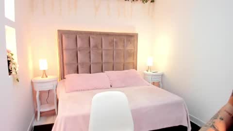 amber_ink online show from 09-30-25, 07:52