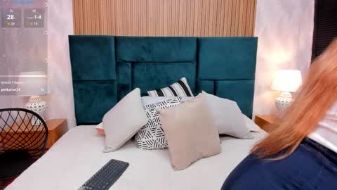 Emily online show from 12-22-25, 06:38