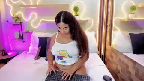 A M B E R  online show from 06-09-26, 08:09
