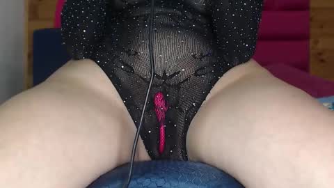 Amber Moore online show from 12-04-25, 01:48