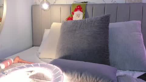 Snapshot of amber_santtana chatting on 12-19-25, 12:50 Amber online show from 12-19-25, 12:50