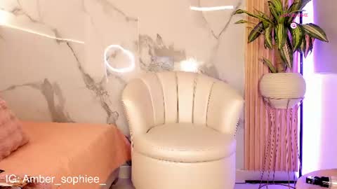 Snapshot of amber_sophie chatting on 07-24-26, 07:23 Schedule 200pm to 900pm Col online show from 07-24-26, 07:23