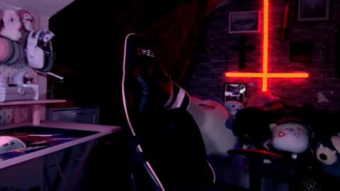 DEMONESS AMBER 666 online show from 05-19-26, 01:56