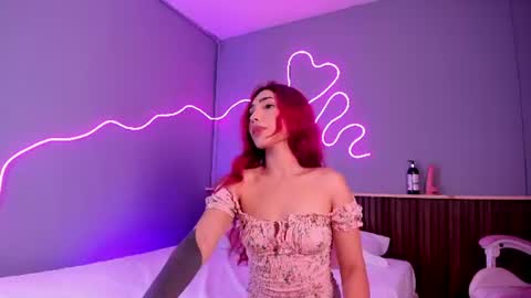 Snapshot of amberbaker21 chatting on 06-22-26, 11:40 Amber Baker online show from 06-22-26, 11:40