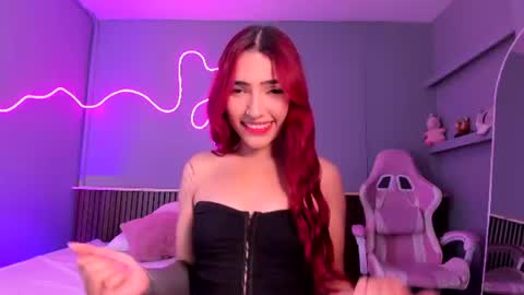 Snapshot of amberbaker21 chatting on 07-12-26, 11:45 Amber Baker online show from 07-12-26, 11:45