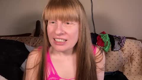 Snapshot of amberglo chatting on 05-31-26, 02:46 Amberglo Anderson online show from 05-31-26, 02:46