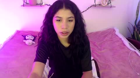 Amber Jeong online show from 12-13-24, 03:05