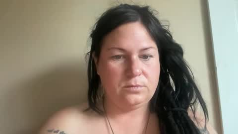 Snapshot of ambermoss7 chatting on 05-18-26, 03:51 ambermoss7 online show from 05-18-26, 03:51