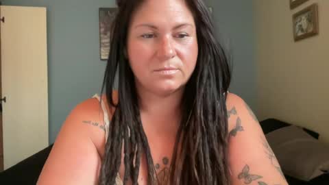 Snapshot of ambermoss7 chatting on 07-24-26, 05:33 ambermoss7 online show from 07-24-26, 05:33