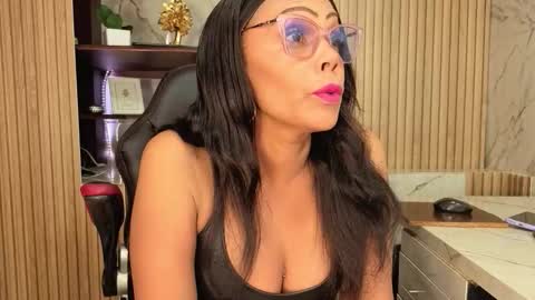   online show from 03-25-26, 02:34