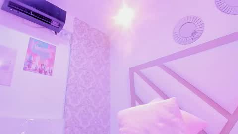 Amberr Sweet  online show from 11-20-25, 08:30