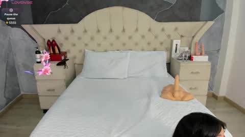 Amber Grey online show from 09-29-25, 06:35