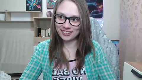 Amber online show from 04-19-26, 02:16