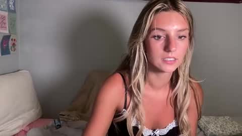 Snapshot of ambiebambiii chatting on 05-05-26, 01:13 ambie bambi amber griz online show from 05-05-26, 01:13