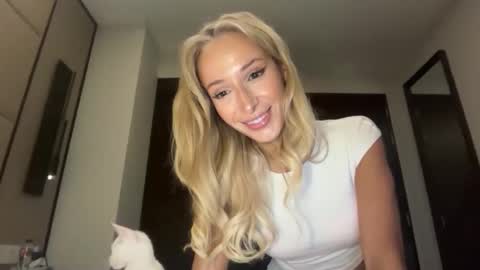 Ambre online show from 03-31-26, 03:19