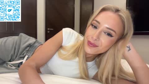 Ambre online show from 04-16-26, 04:46