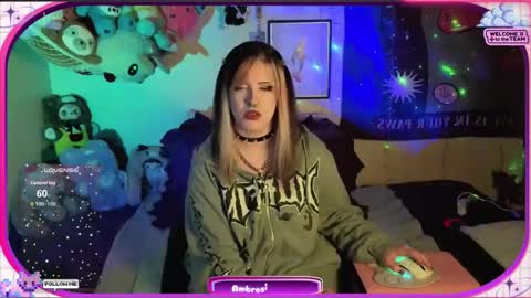 Snapshot of ambrosiakitty chatting on 05-07-26, 07:25 Ambrosia online show from 05-07-26, 07:25