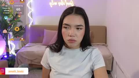 Snapshot of ameelia_tay chatting on 10-09-25, 11:30 AMELIA online show from 10-09-25, 11:30