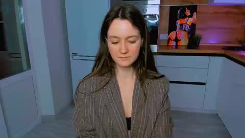 Eileen online show from 03-12-25, 06:11