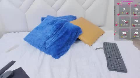 Amelia02  online show from 02-06-26, 01:58