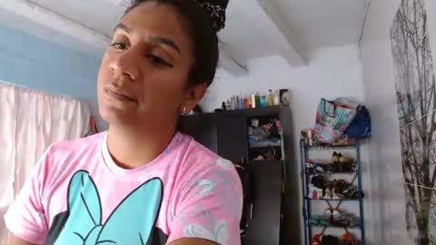 Snapshot of amelia_2023 chatting on 02-06-25, 02:26 amelia online show from 02-06-25, 02:26