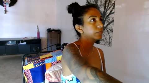 Snapshot of amelia_2023 chatting on 06-24-26, 02:49 amelia online show from 06-24-26, 02:49