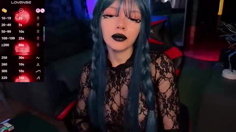 Amelia Aley  online show from 10-05-25, 10:46