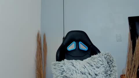 AMELIA  online show from 12-05-25, 06:33