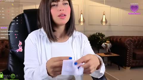 AMELIA online show from 04-05-26, 12:02