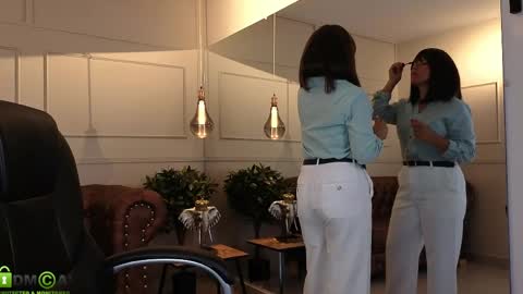 AMELIA online show from 04-13-26, 11:59