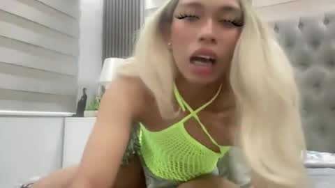 Snapshot of amelia_jones69x chatting on 02-21-26, 01:12 Amelia online show from 02-21-26, 01:12