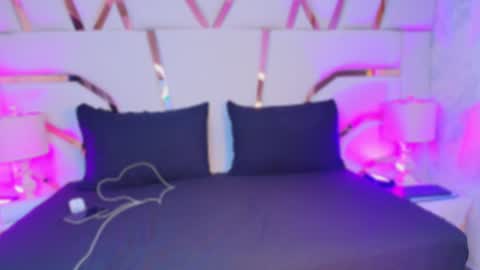 Snapshot of amelia_kingsley chatting on 06-16-26, 04:04 Amelia online show from 06-16-26, 04:04