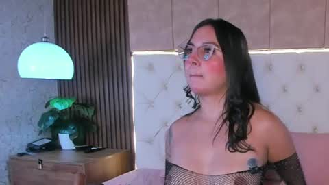 Snapshot of amelia_rossetti chatting on 07-09-26, 11:25 amelia rossetti online show from 07-09-26, 11:25