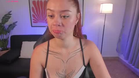 Snapshot of amelia_saenz_ chatting on 07-05-26, 11:28 Amelia online show from 07-05-26, 11:28