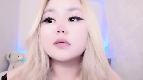 Amelia online show from 12-23-24, 02:13