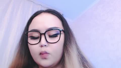 Amelia online show from 06-04-26, 04:02
