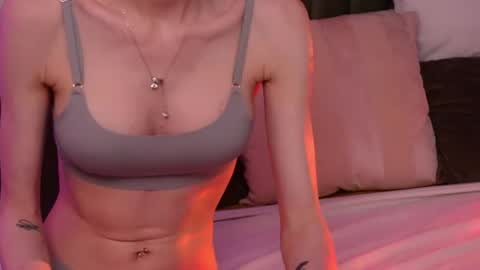 Amelia online show from 05-26-26, 07:43