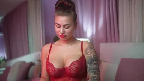 Snapshot of ameliabarbie chatting on 06-16-26, 08:11 Amelia online show from 06-16-26, 08:11