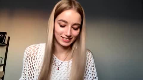 Snapshot of ameliaduraku chatting on 09-17-25, 11:01 Catherine online show from 09-17-25, 11:01