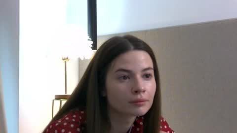 Snapshot of ameliaflares chatting on 02-08-25, 07:04 Amelia online show from 02-08-25, 07:04