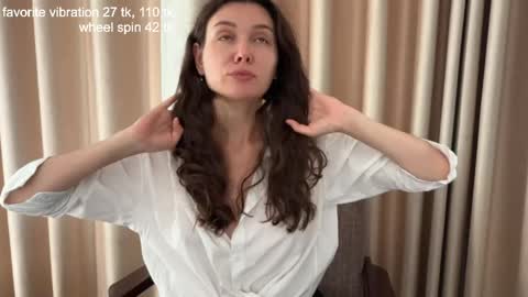 Snapshot of ameliahenderson chatting on 05-29-26, 11:14 Ameli online show from 05-29-26, 11:14