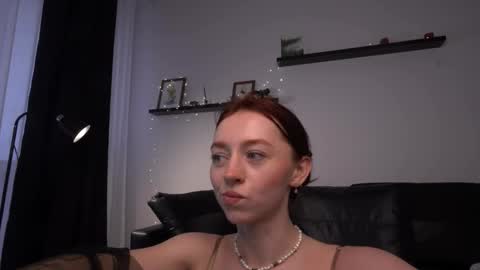 Amelia   online show from 03-08-26, 03:27