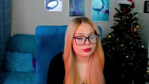 Amelia online show from 03-10-26, 12:43