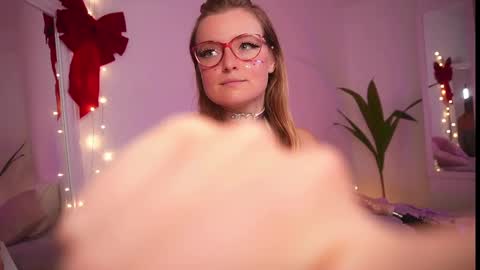 Amelia online show from 12-20-24, 03:10