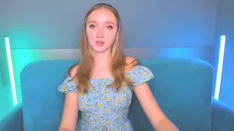 Snapshot of ameliawise chatting on 12-19-24, 10:56 ameliawise online show from 12-19-24, 10:56