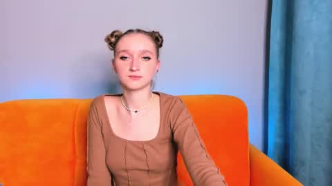 Snapshot of ameliawise chatting on 12-28-24, 12:03 ameliawise online show from 12-28-24, 12:03