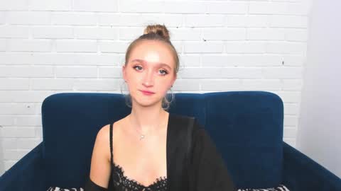 Snapshot of ameliawise chatting on 01-04-25, 02:56 ameliawise online show from 01-04-25, 02:56