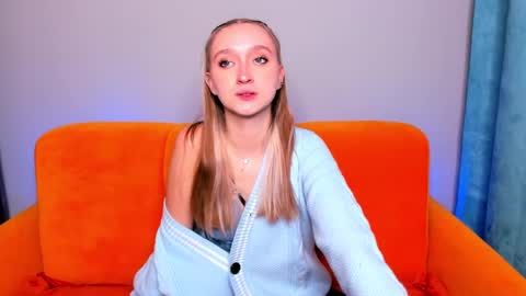 Snapshot of ameliawise chatting on 01-09-25, 08:45 ameliawise online show from 01-09-25, 08:45